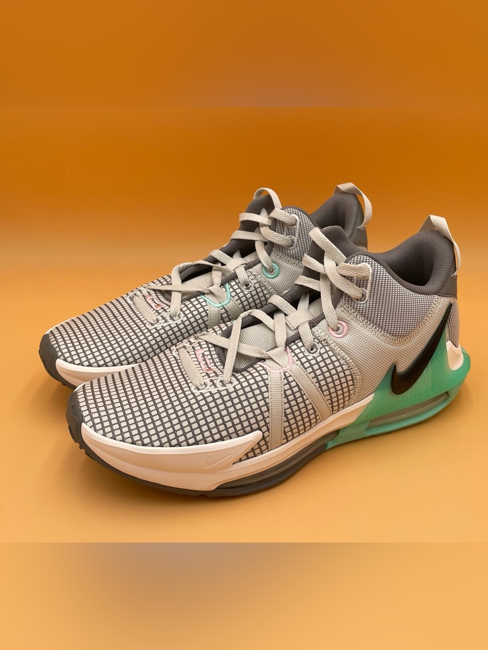 Size 12 - Nike Men LeBron Witness 7 Basketball Shoes Flat Pewter Mint